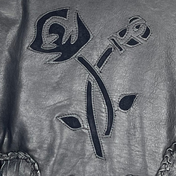 VINTAGE ALCATRAZ BLACK LEATHER FRINGE BRAIDED CONCHO ZIP ROCKSTAR LEATHER JACKET - Picture 14 of 17